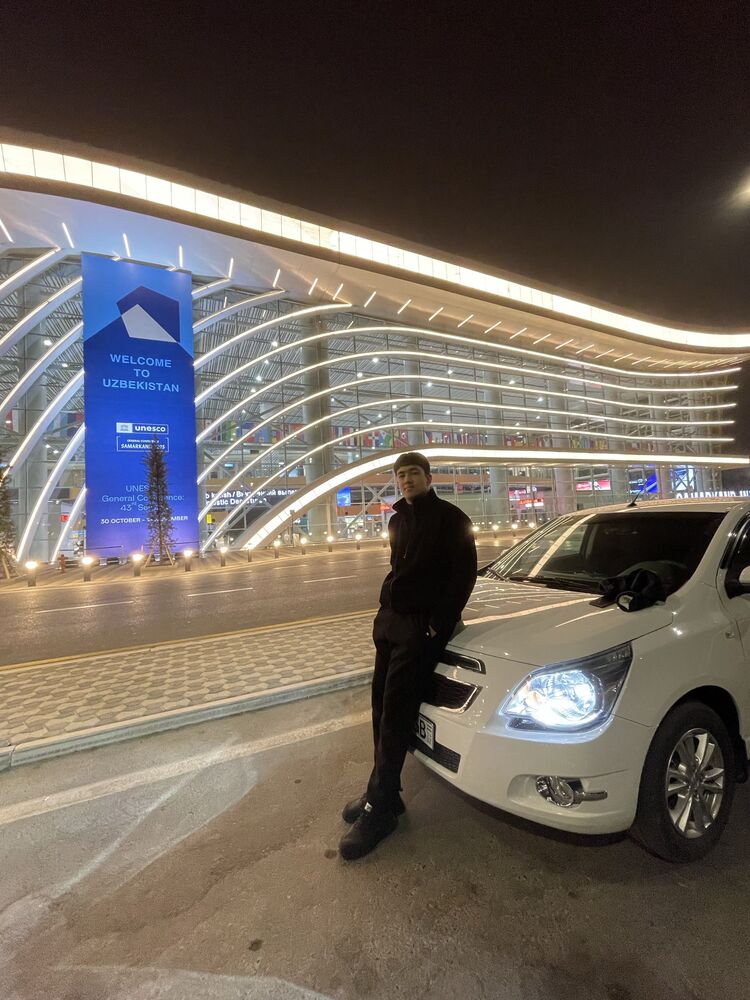  54748579  Anzor, 22 ,    