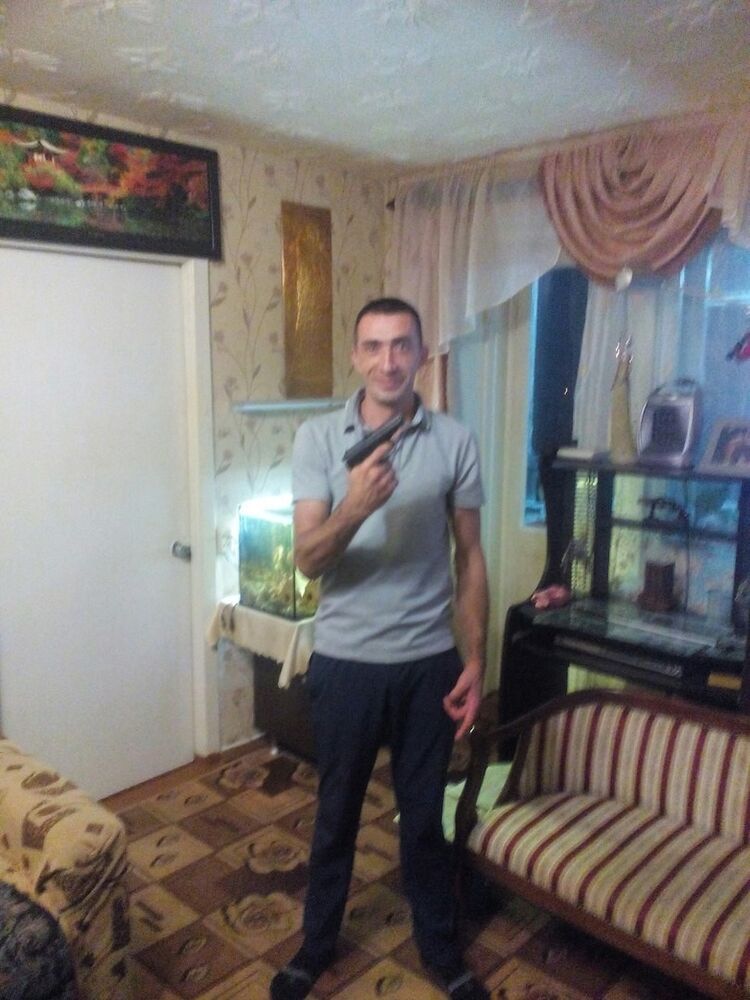  10884839  , 43 ,    