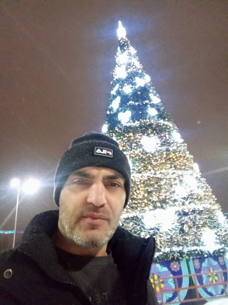  27228379  Jirair, 43 ,    