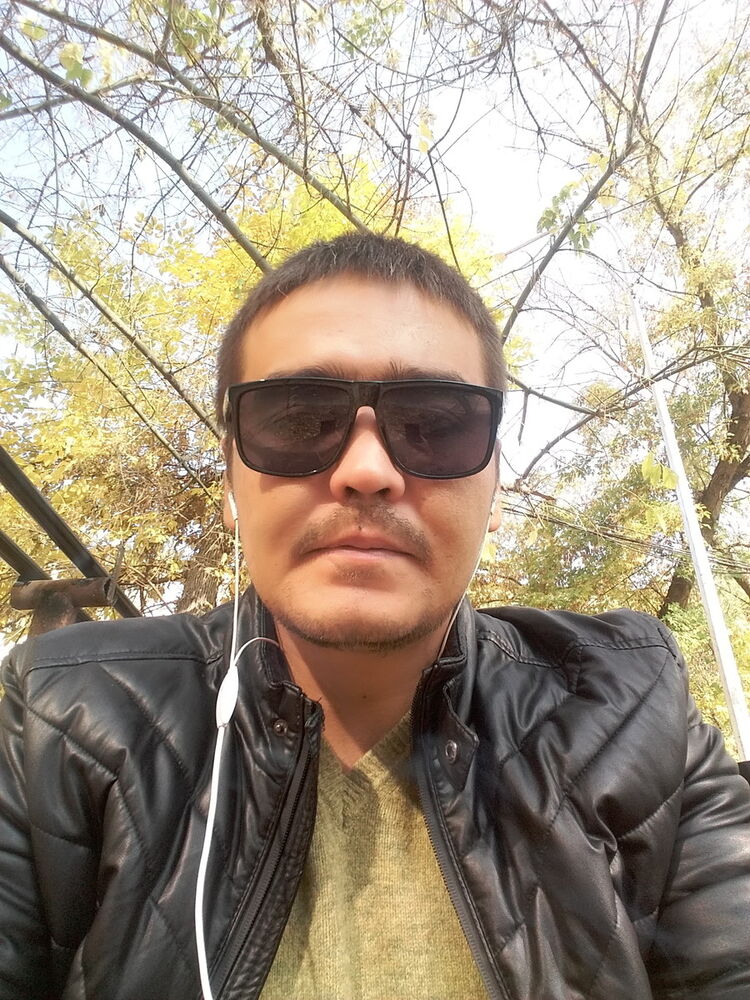  ,   Metis, 40 ,   ,   , c 