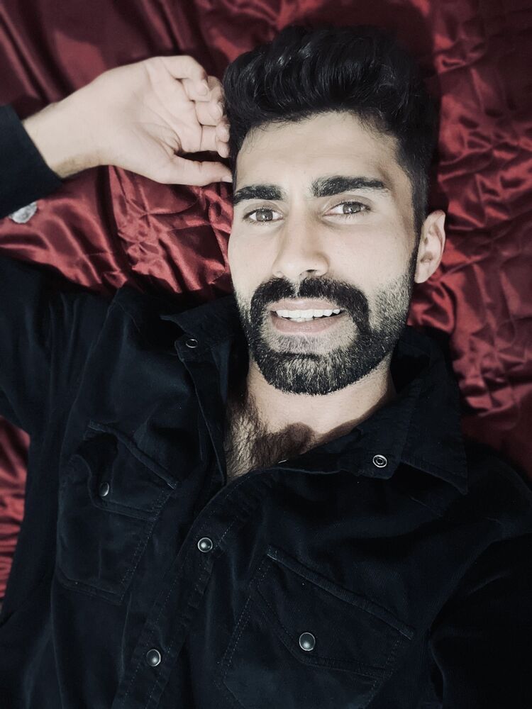  ,   Erdem, 31 ,   ,   