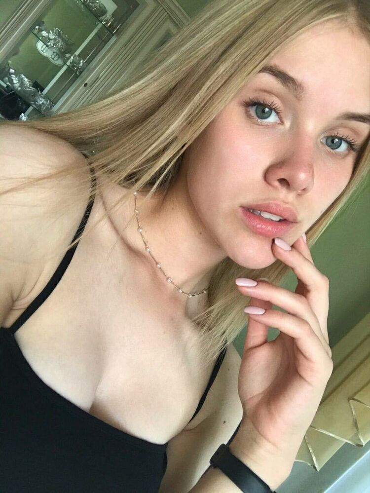  Gliwice,   Karina, 19 ,   ,   