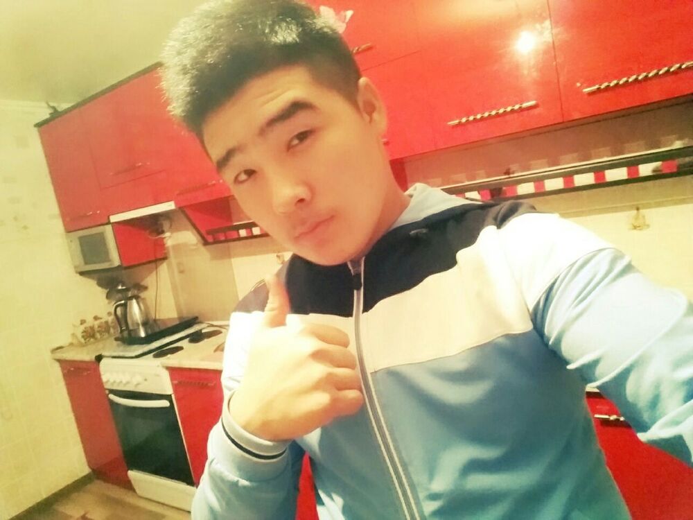  6681449  Elaman, 29 ,    -