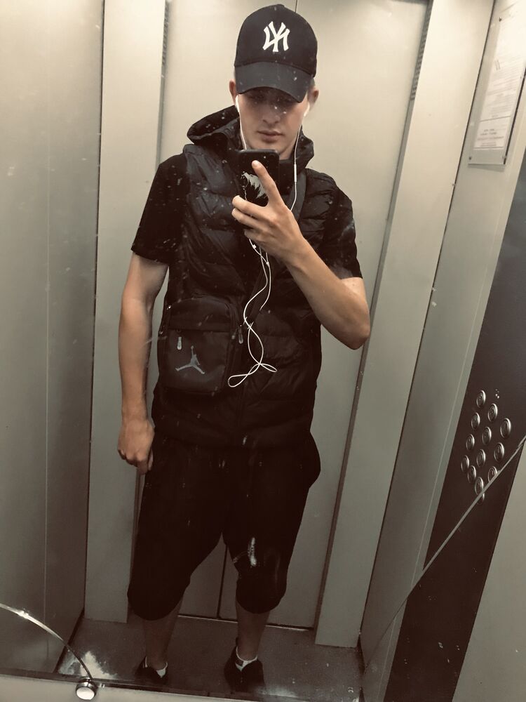  32002799  , 24 ,    
