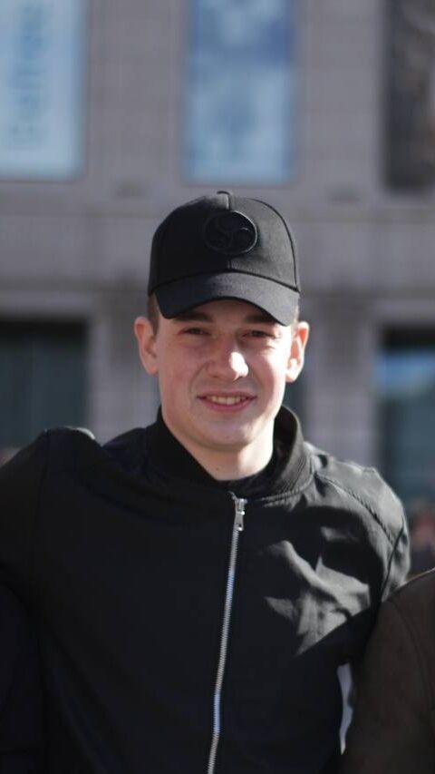  54409429  , 21 ,    -