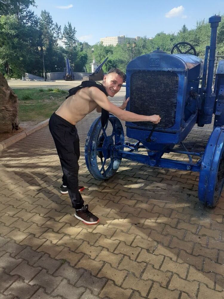  53760829  , 35 ,    --