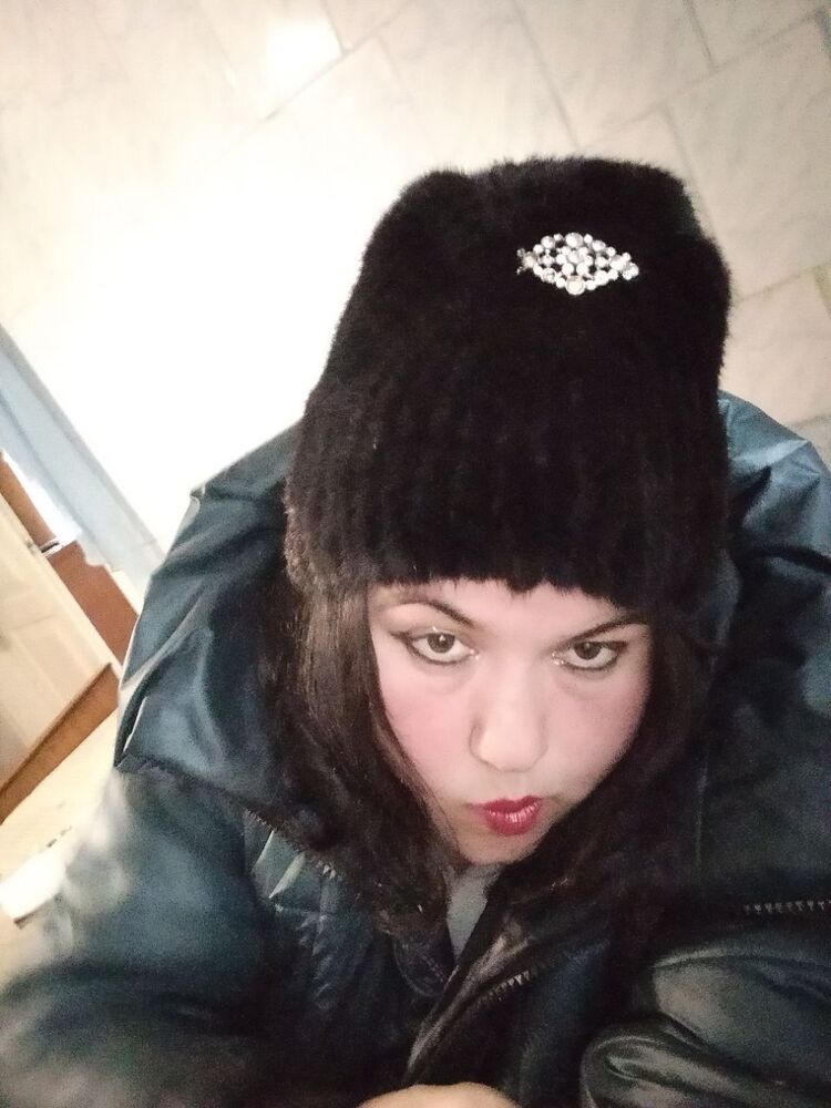  32934799  Tamara, 39 ,    