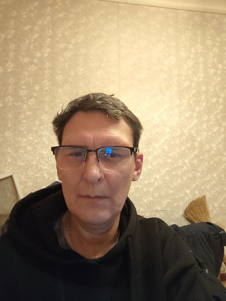  53091799  Serhii, 48 ,    