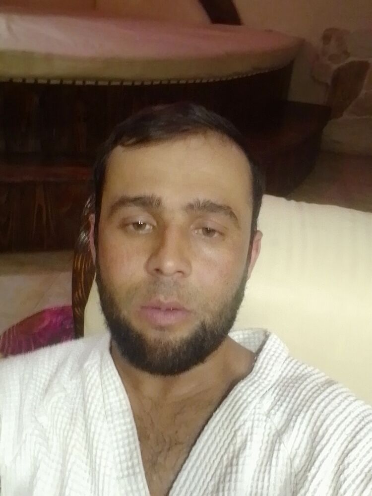  33456779  , 37 ,    