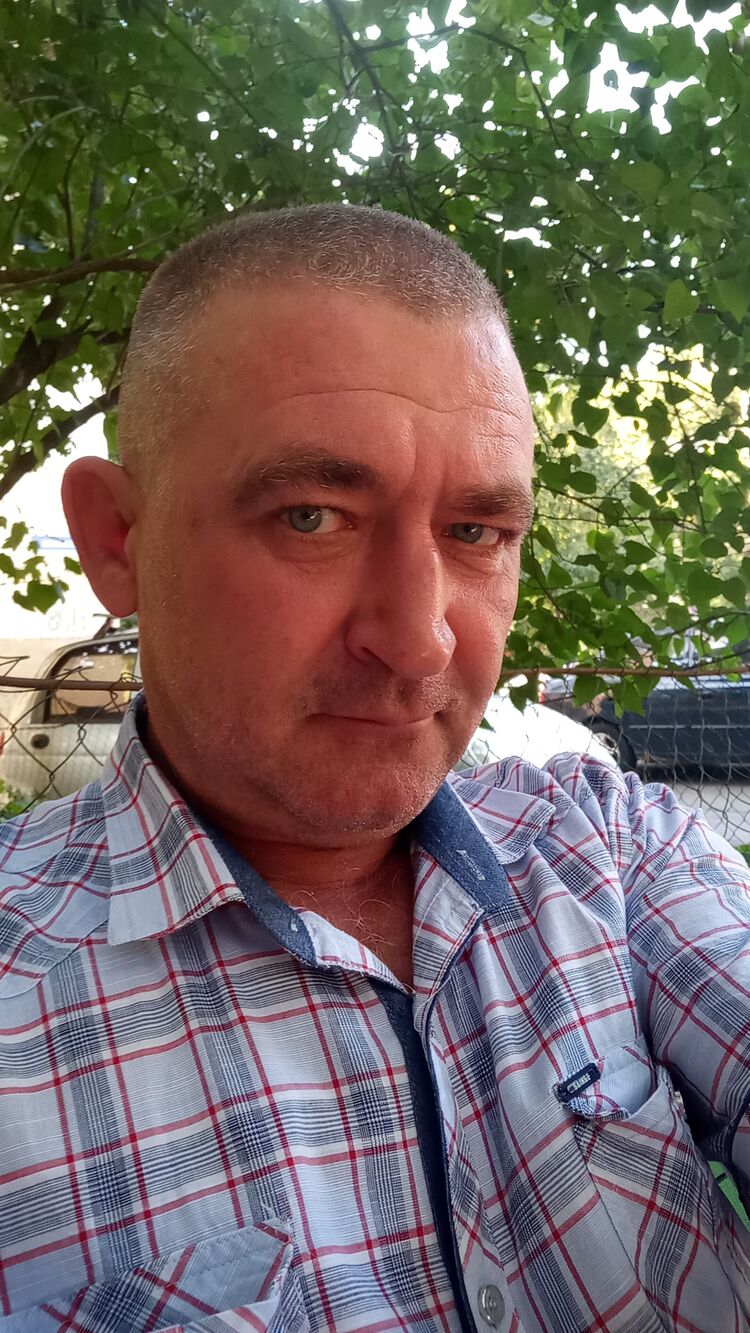  46117529  , 49 ,    