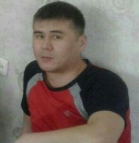  11210919  Maks, 35 ,    