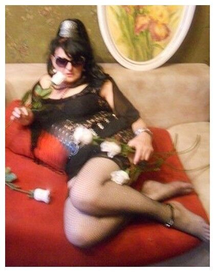  4837839  Lianna, 58 ,    