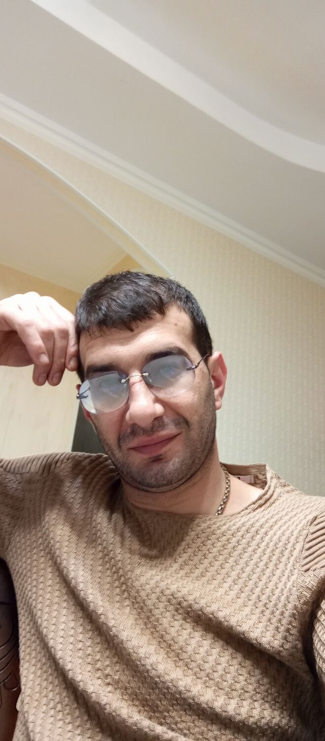  ,   Hayk, 36 ,   ,   , c , 