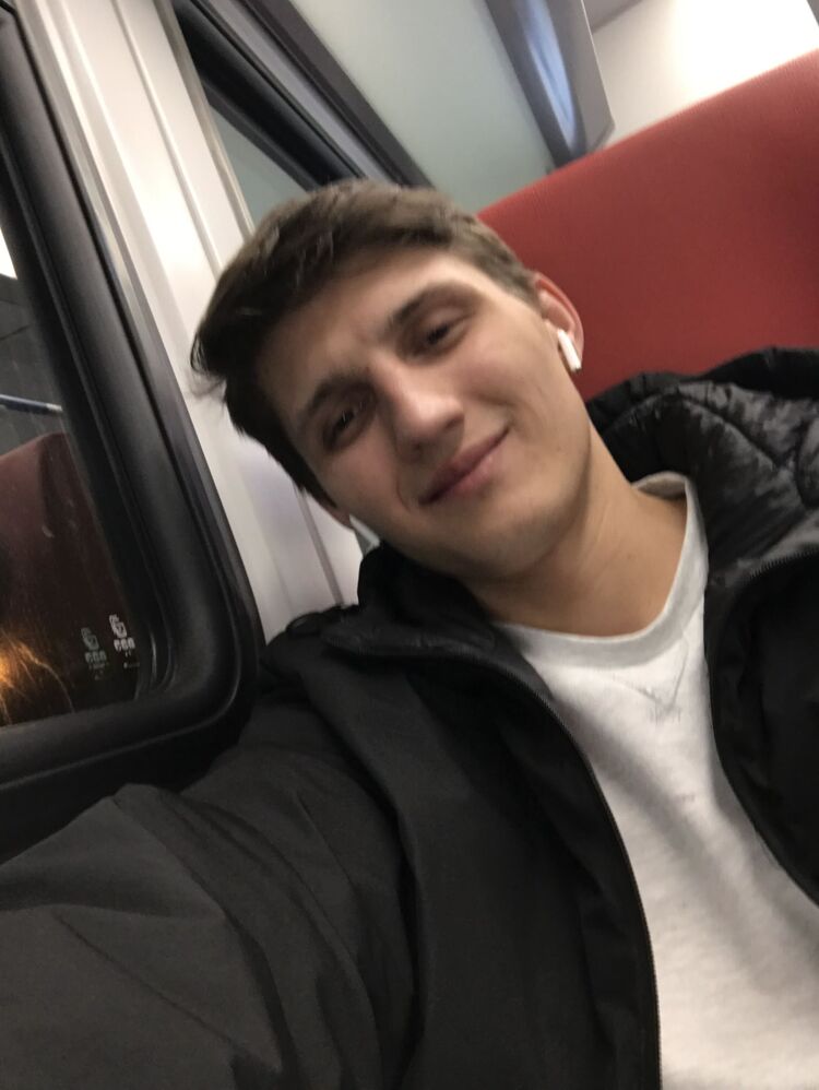  37530659  , 27 ,    
