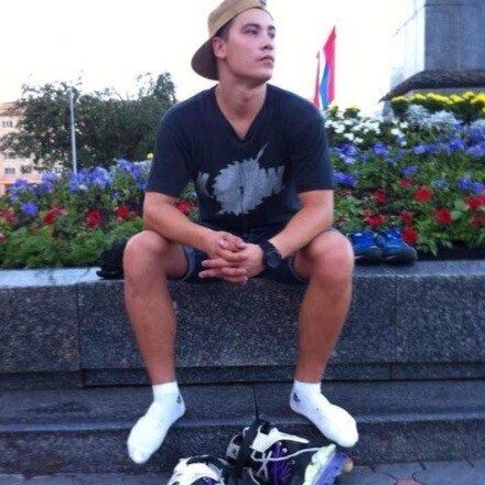  54558259  Alexander, 35 ,    