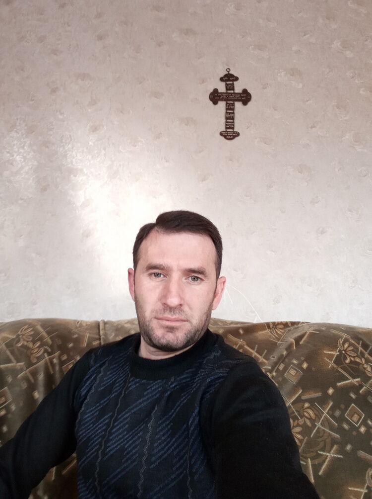  15291819  Vahe, 46 ,    