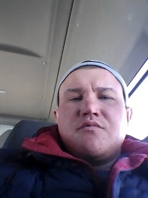  53589509  Ivan, 37 ,    