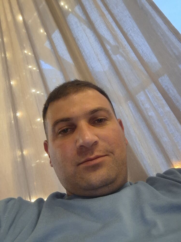  53070389  , 34 ,    