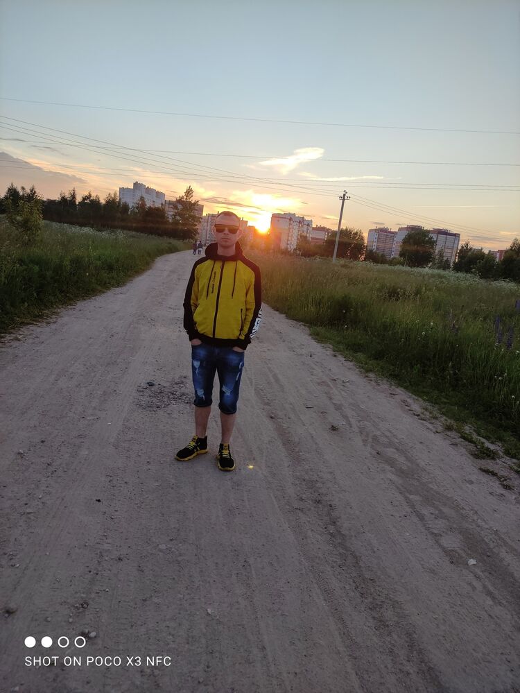  25604309  Oleg, 30 ,    