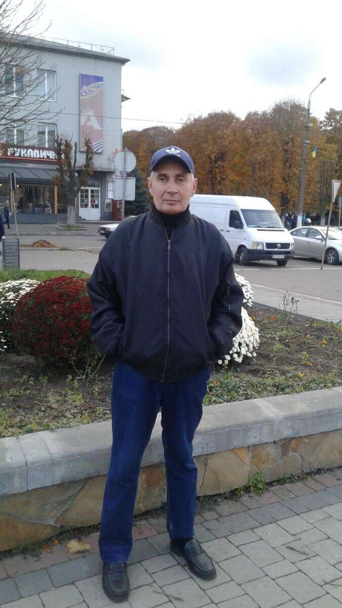  21779879  , 62 ,    