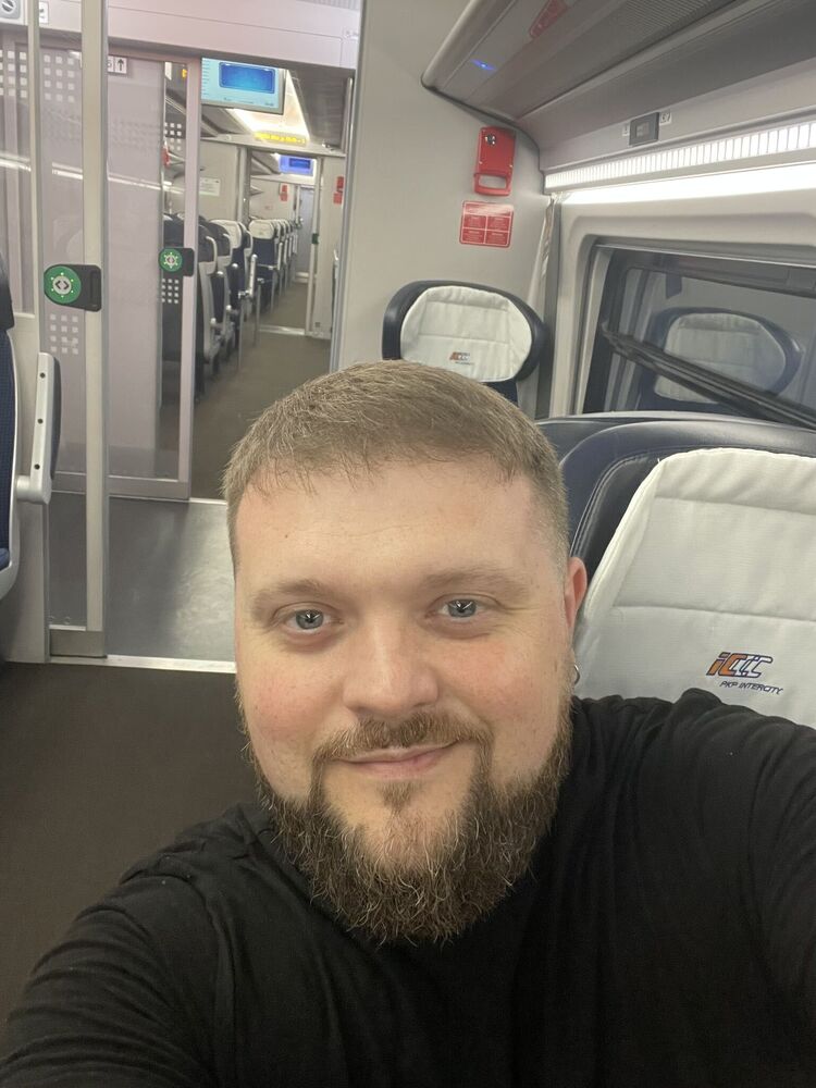  ,   Dan, 35 ,   ,   , c 