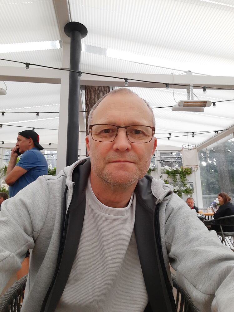  -,   , 52 ,   c 
