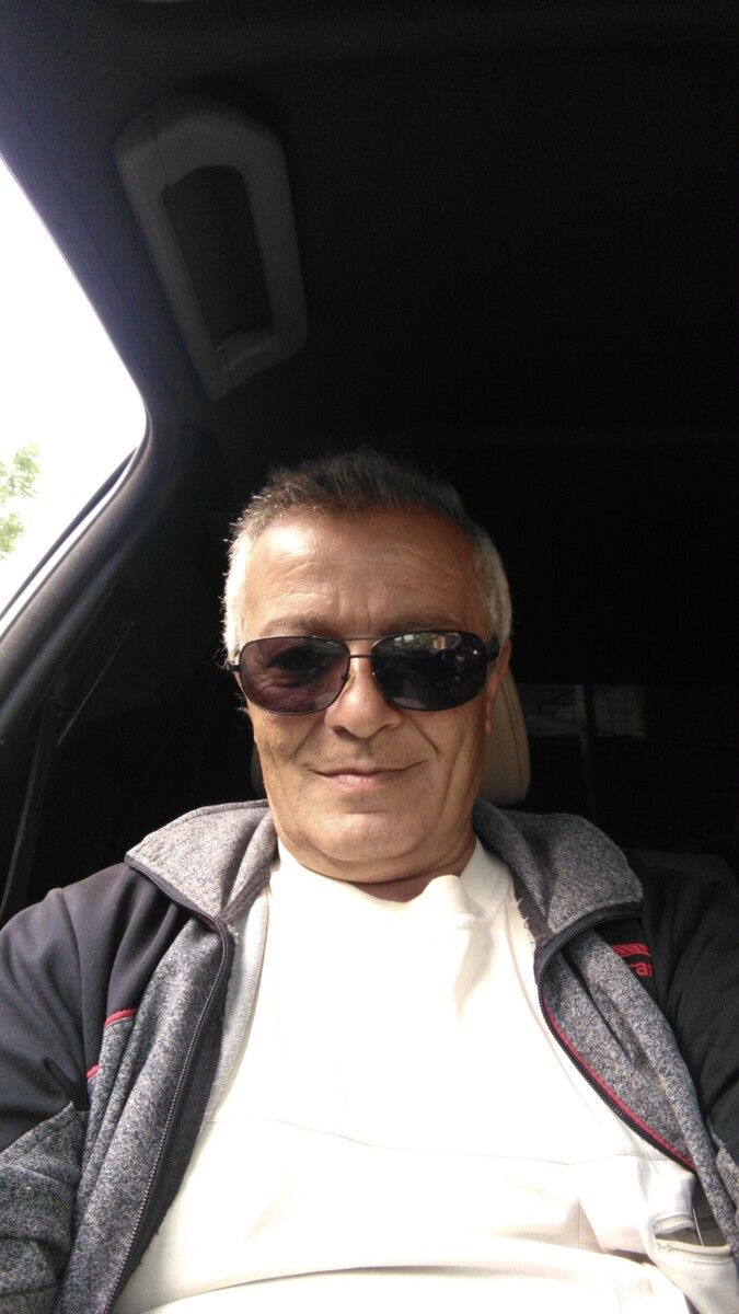  19659599  Saribek, 64 ,    