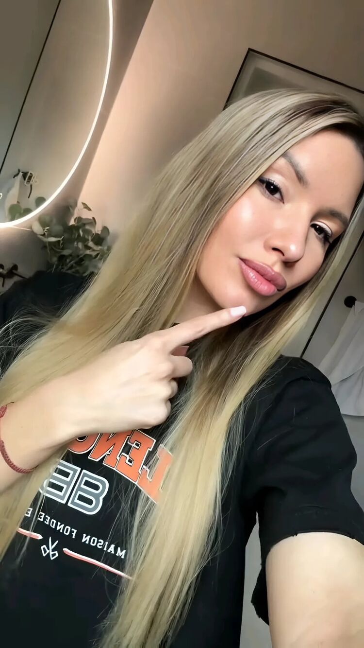  Nuernberg,   Katja, 23 ,   , 