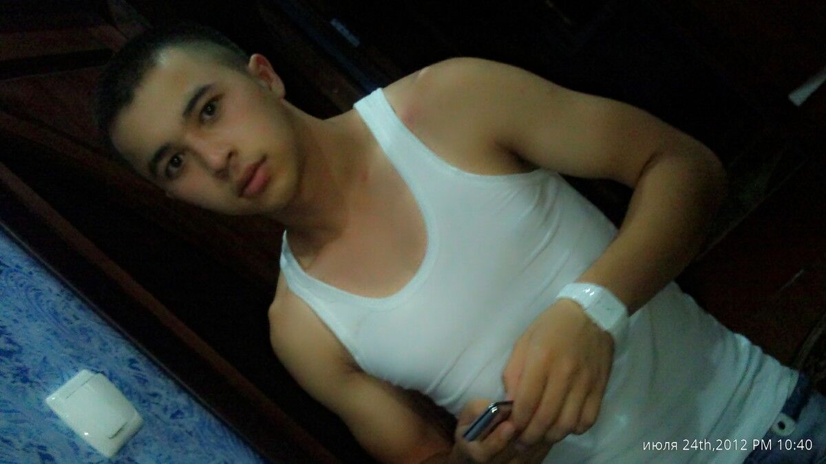  ,   Shoxrux, 33 ,   