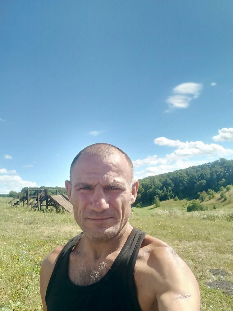  44887769  , 42 ,    