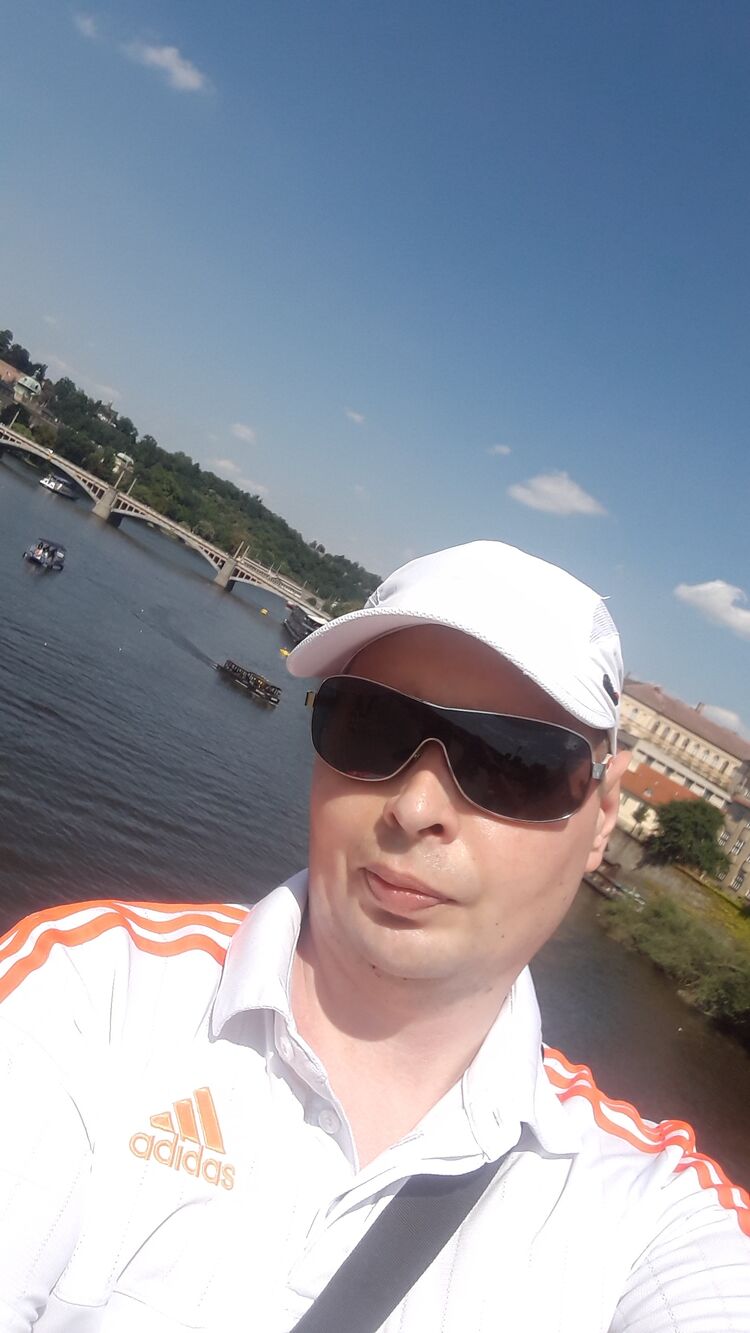  25426619  Sergii, 39 ,    Plzen