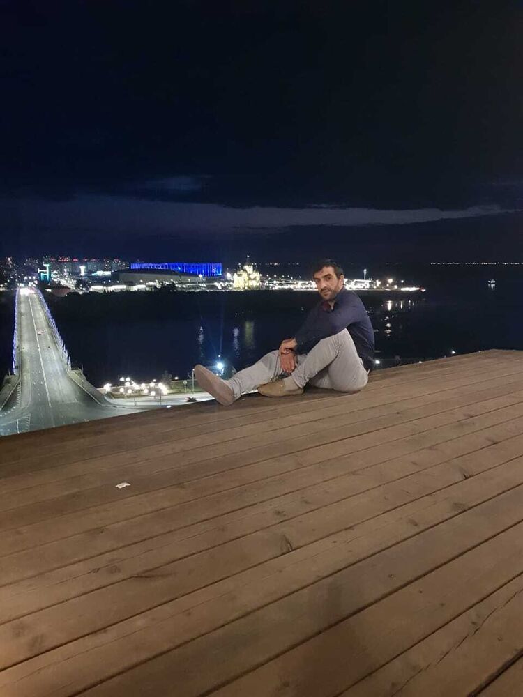  52605359  Vazgen, 31 ,     