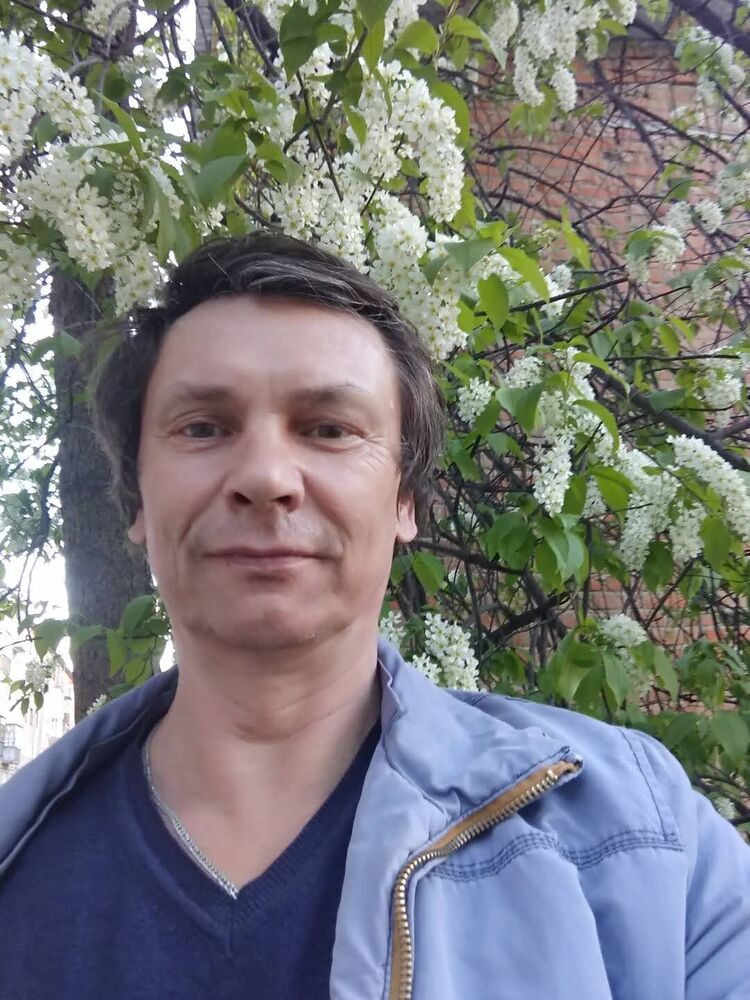  45053849  Redakon, 61 ,    