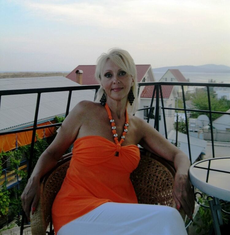  ,   Alina, 46 ,   ,   , c 