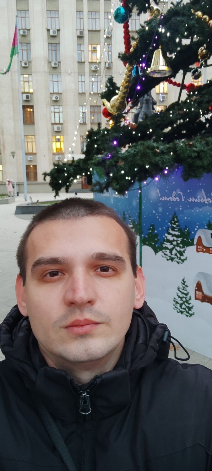  52425609  , 34 ,    