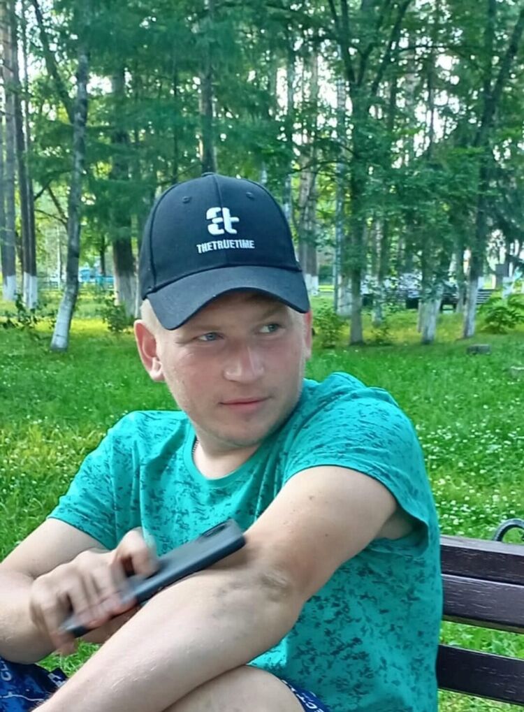  43381689  , 27 ,    