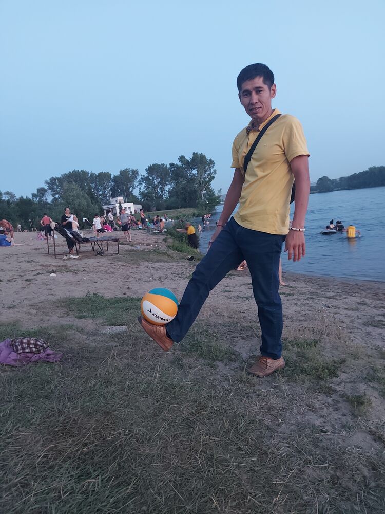  -,   , 37 ,     , c 