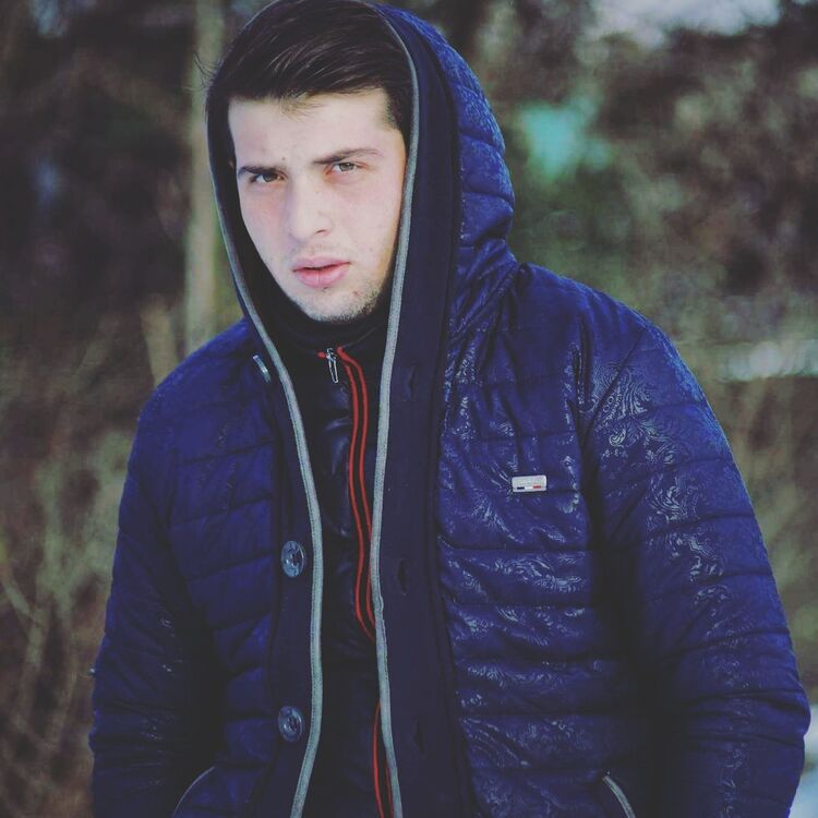  ,   Gegi, 28 ,   
