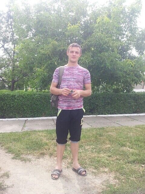  10066159  Sergiu, 29 ,    