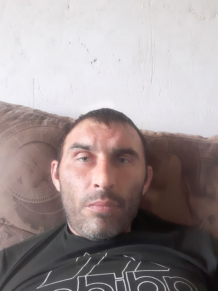  44237549  , 38 ,    