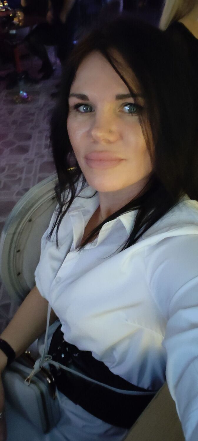  50211279  Mary, 43 ,    