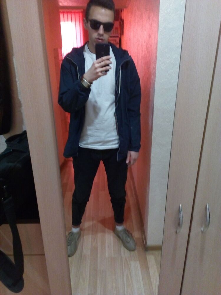  21869959  , 24 ,    