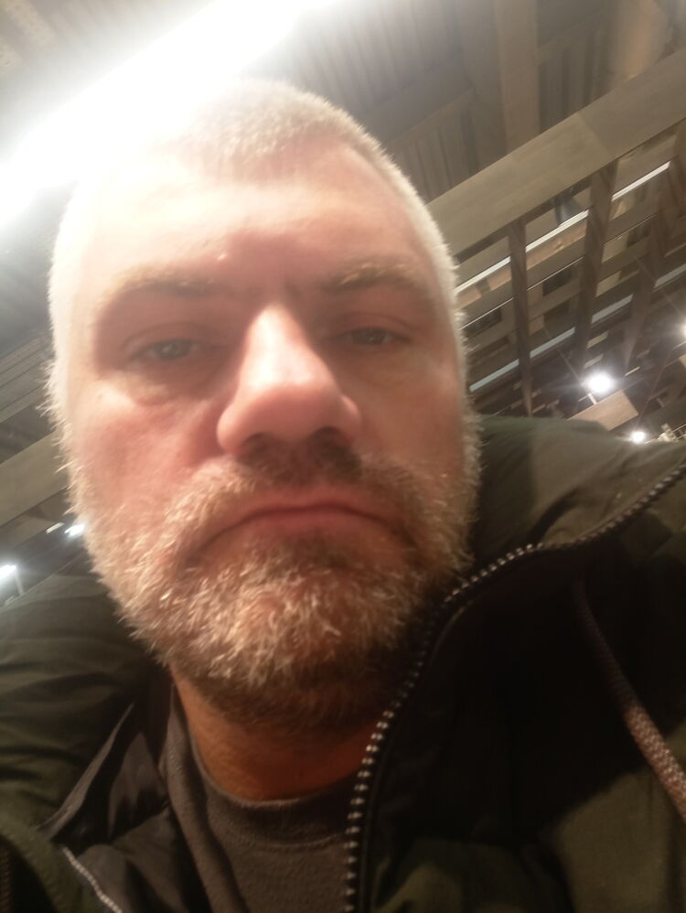  19802289  , 51 ,    
