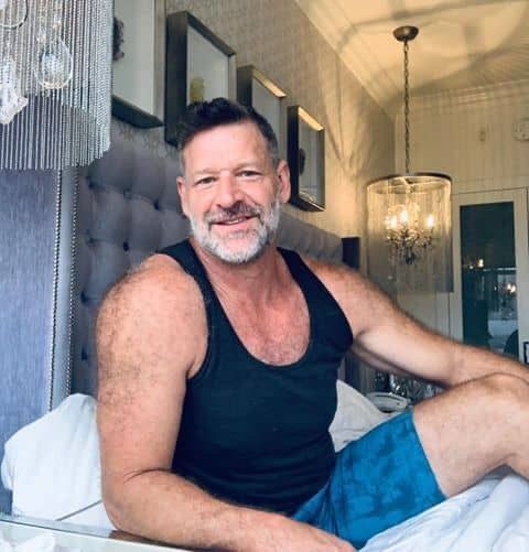  ,   Liam Oliver, 50 ,   ,   , c 