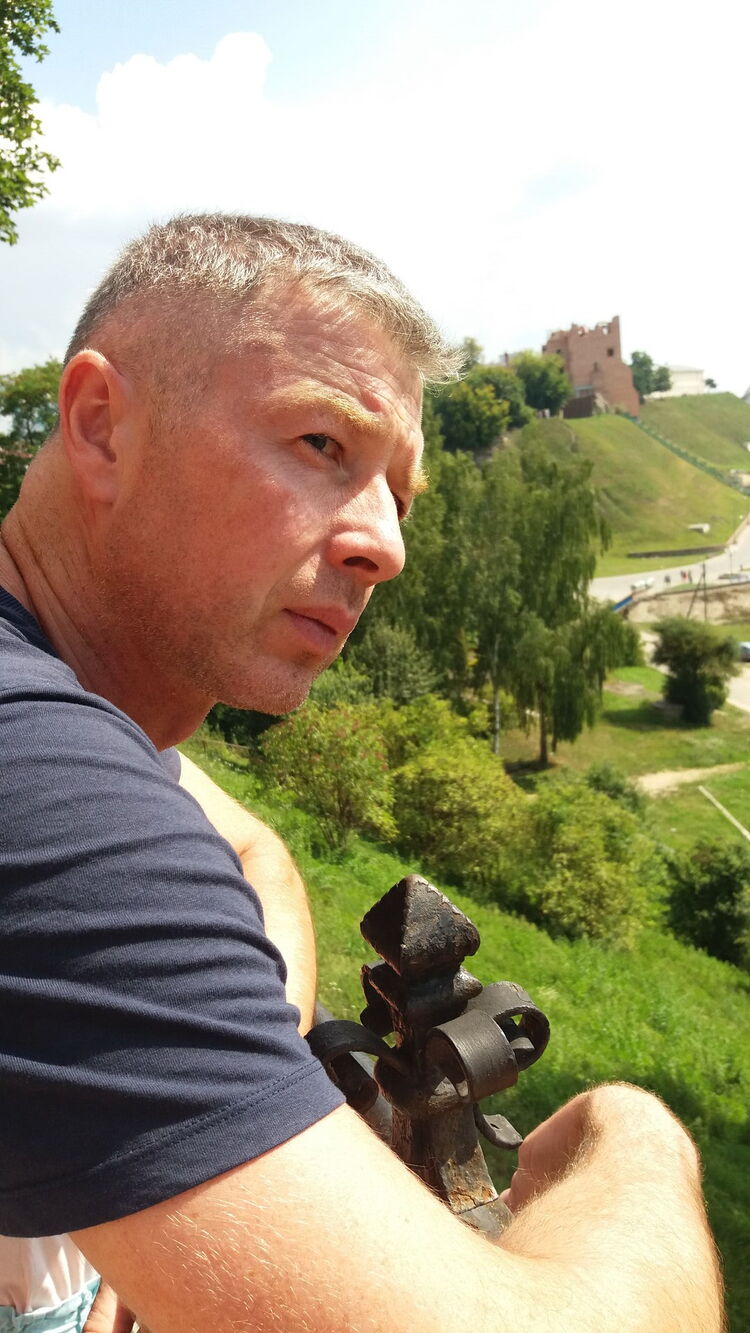  51982289  Vitaly, 45 ,    