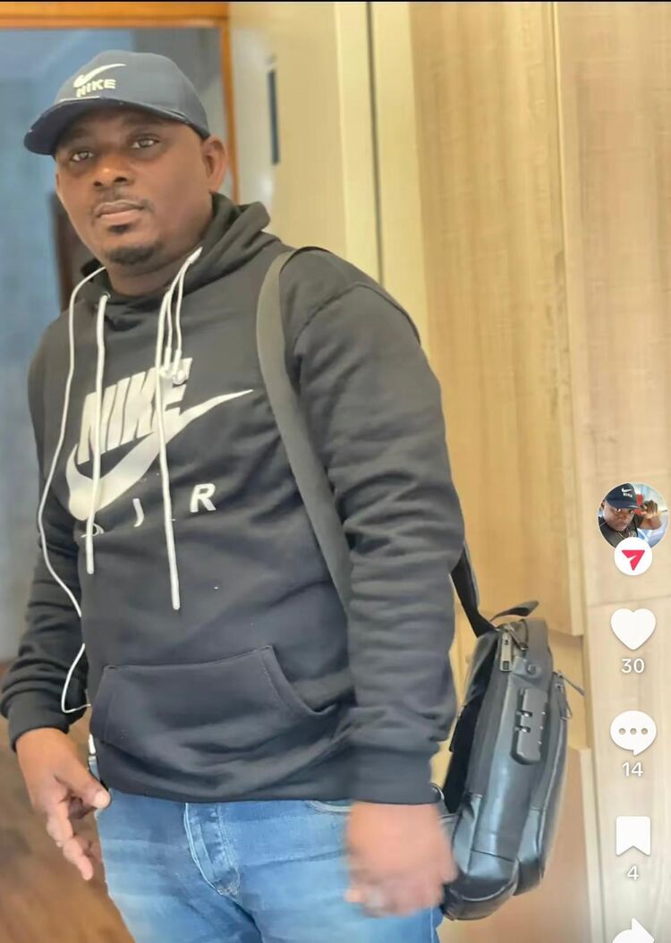  Kumasi,   Don billys, 40 ,   ,   