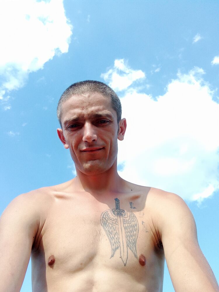  23388469  , 31 ,    