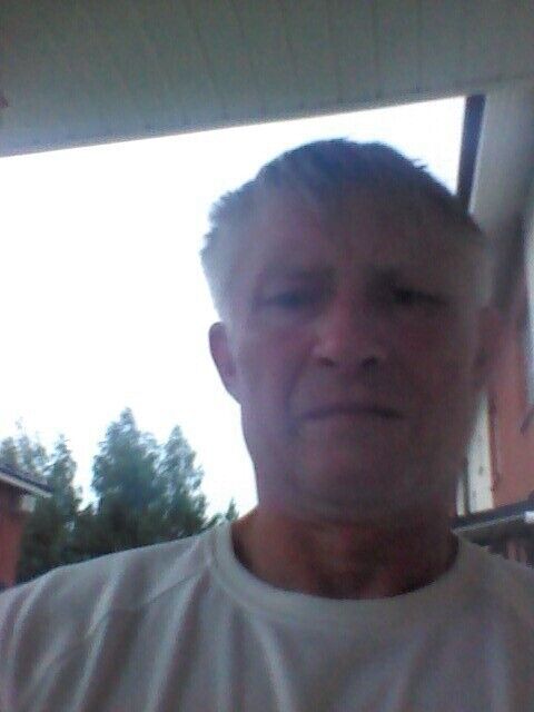  20471829  Vasilii, 50 ,    