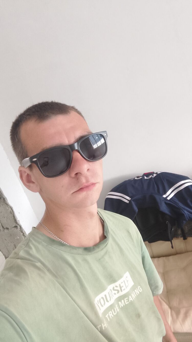  46627799  , 30 ,    
