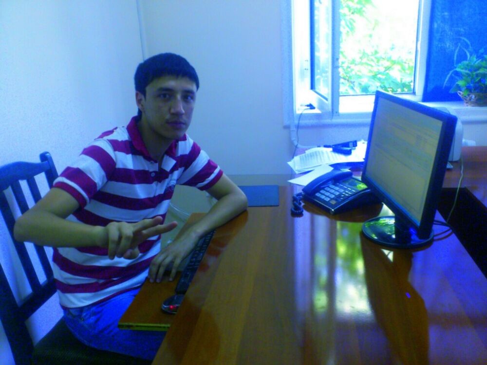  4576449  Oybek, 36 ,    